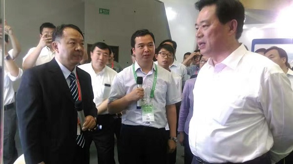 蓝狮娱乐官网手机版科技受邀加入“2017中国廊坊国际经济商业洽谈会”大数据应用效果展示 蓝狮娱乐官网手机版科技受邀加入“2017中国廊坊国际经济商业洽谈会”大数据应用效果展示